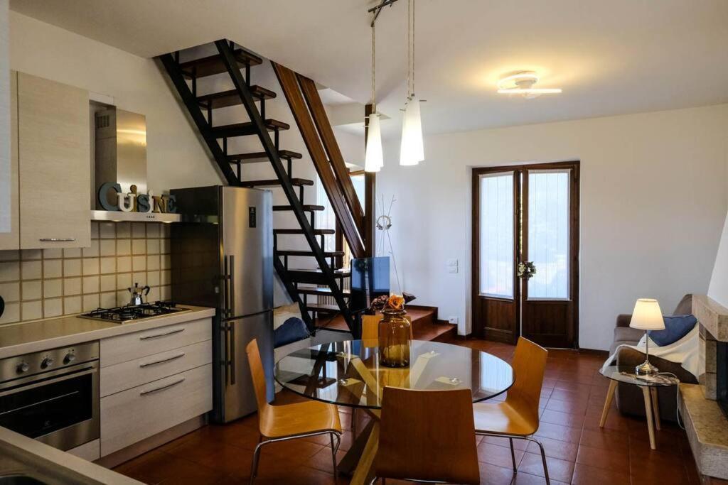 コステロマーノ Casa Delle Ochetteヴィラ エクステリア 写真